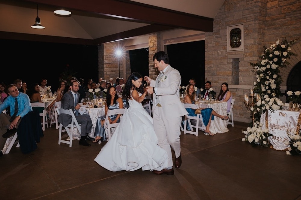 14 Newlyweds Dancing Dip Receptionat The Grove Redfield Estate RW