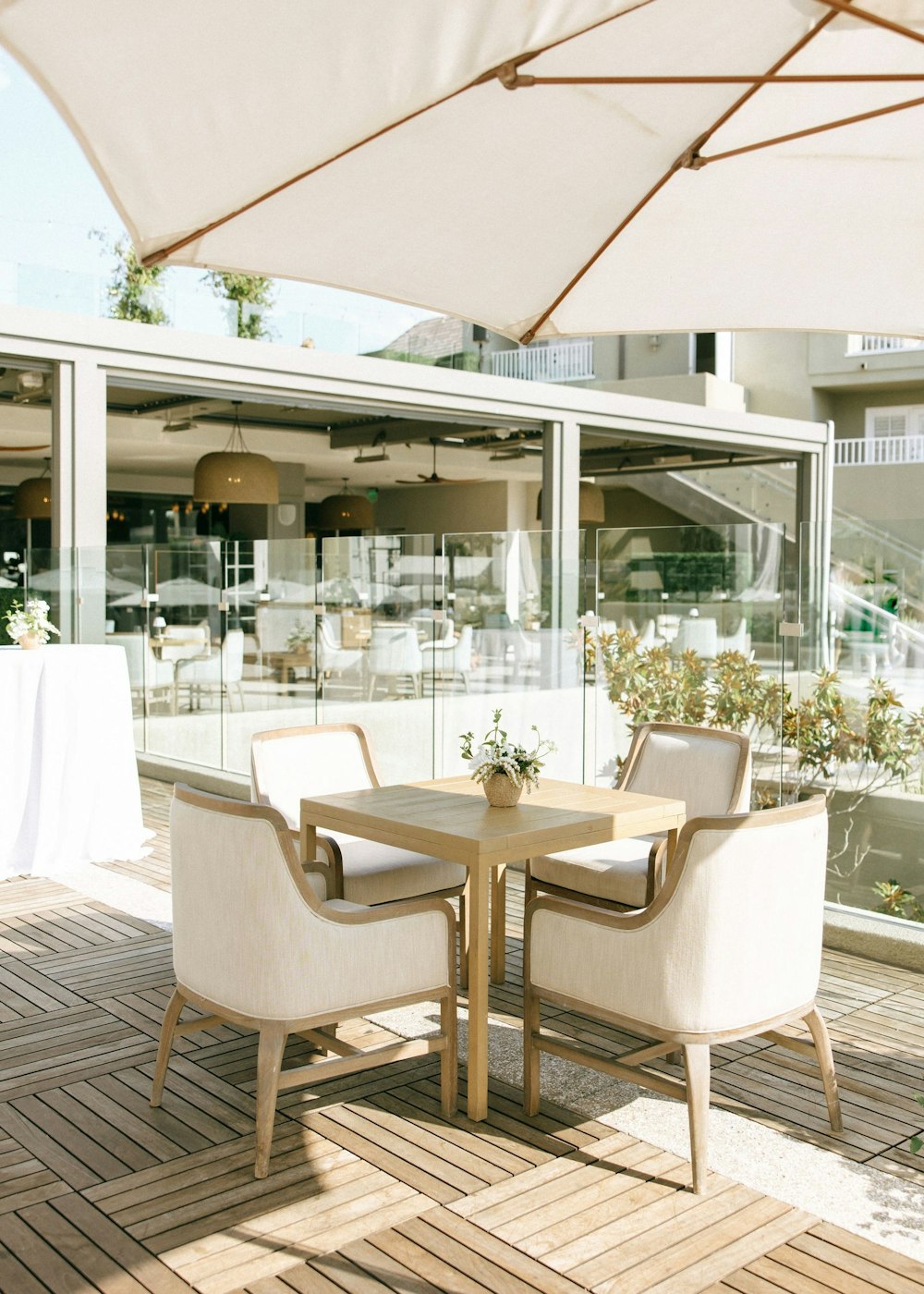 14 Outdoor Reception Neutral Coastal at L Auberge Del Mar RW